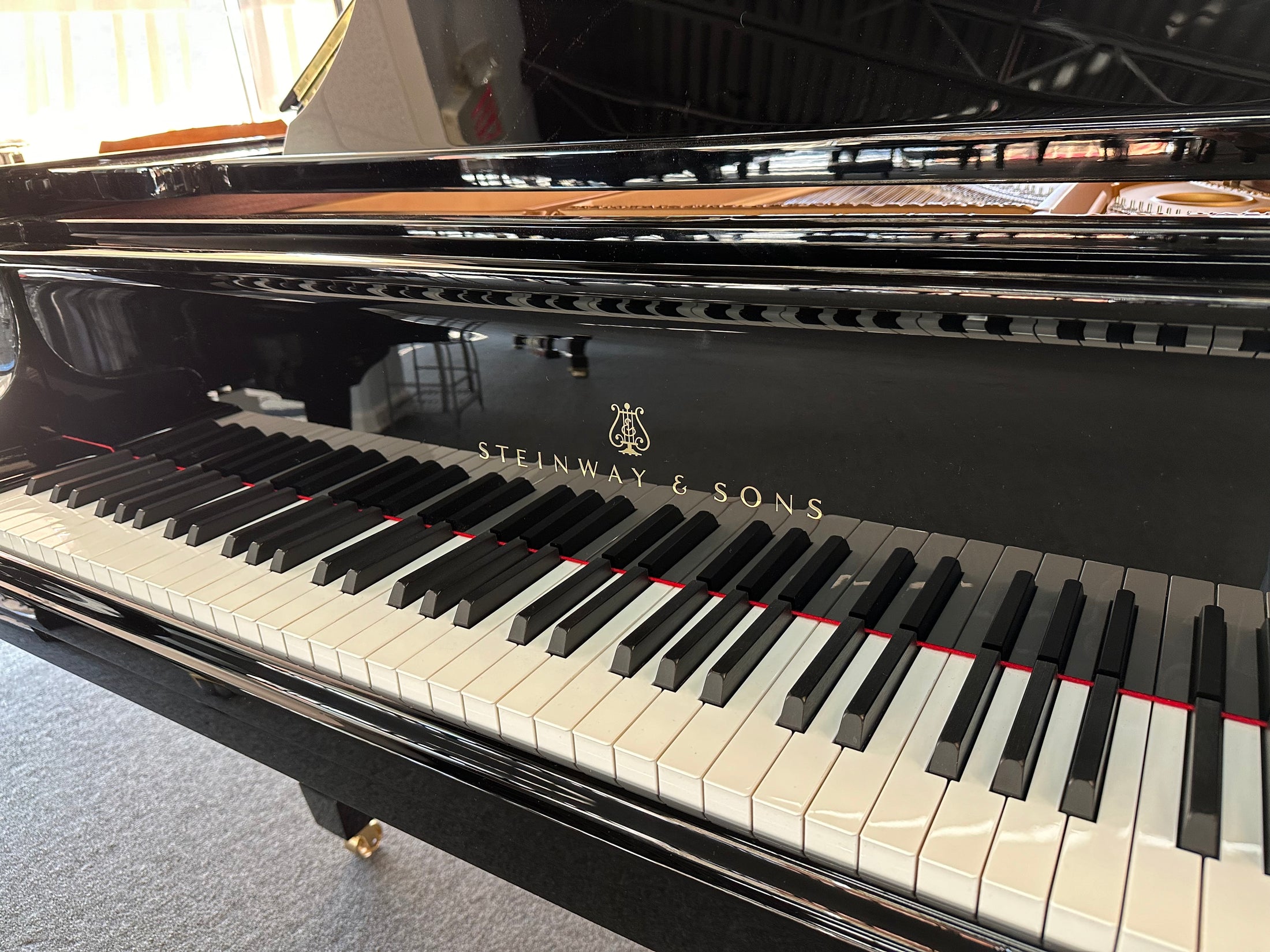 1917 Steinway Model O 5'10" Grand Piano in Polished Ebony Finish