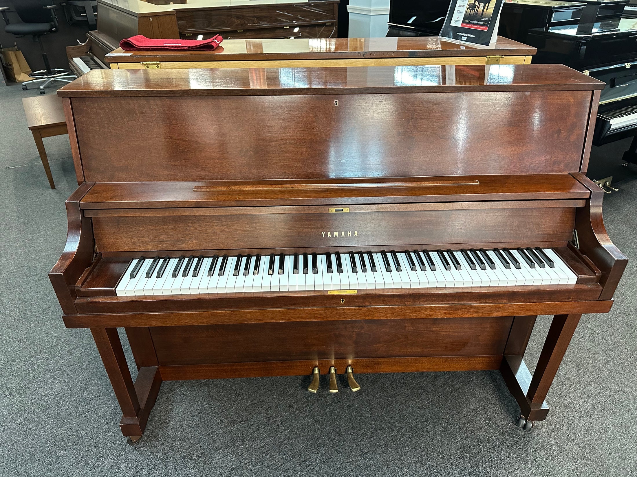 Yamaha P22 45" Upright Piano in Satin Walnut Finish - Pre-Owned