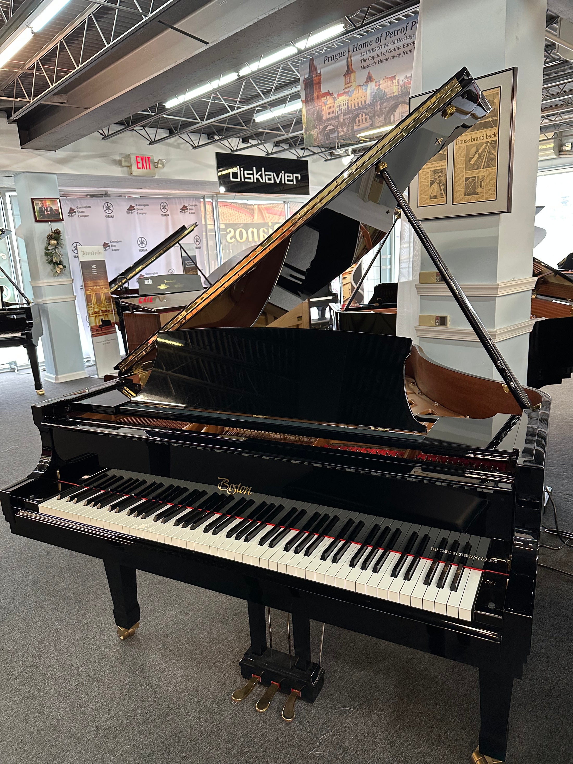 Boston GP-163 5'4" Grand Piano in Polished Ebony Finish