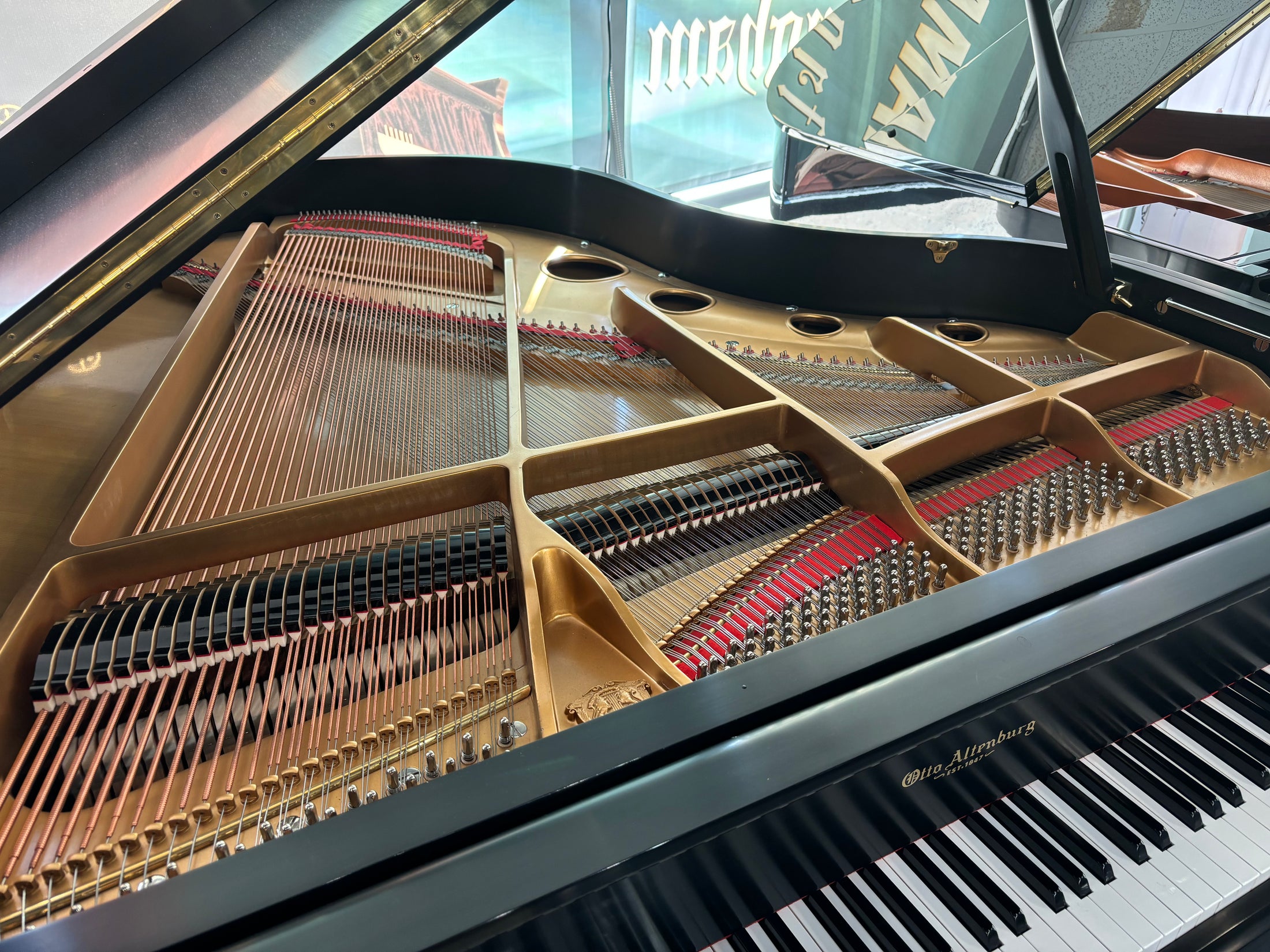 Otto Altenburg SG507 5'7" Baby Grand Piano in Ebony Satin Finish