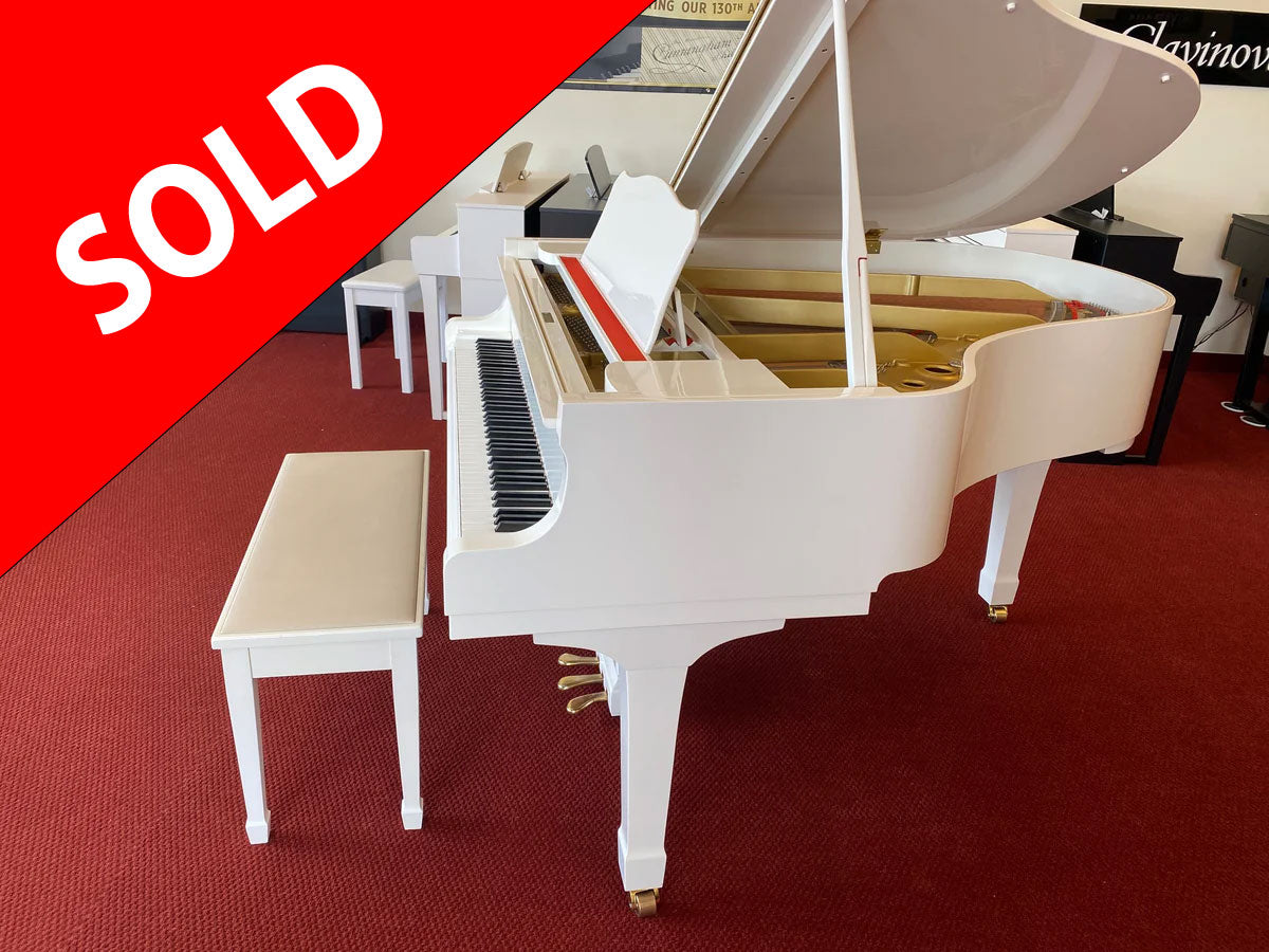 Yamaha G2 5'8" Grand Piano in Polished White Finish - Pre-Owned